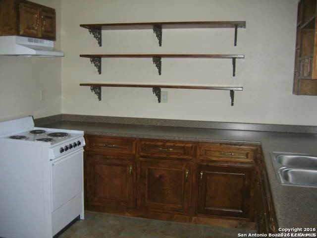 611 W Ridgewood Ct #2 - Photo 7 of 12