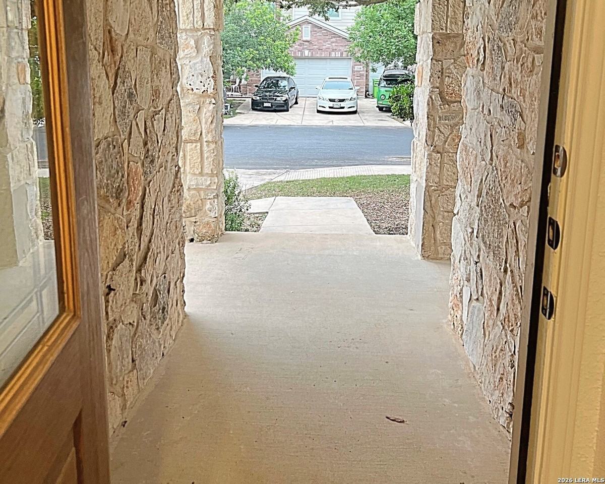2119 Mobeetie Trl - Photo 2 of 34