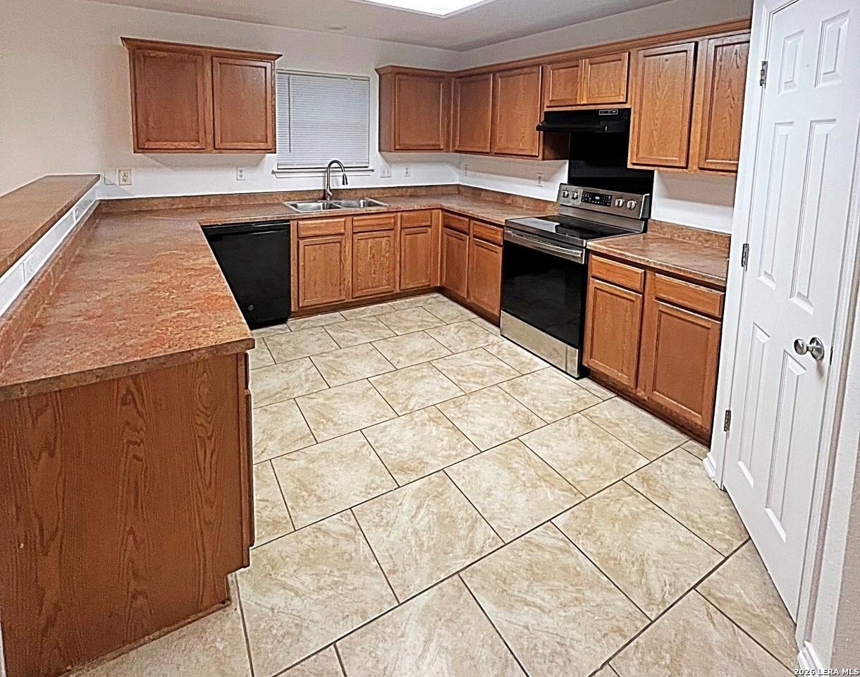 2119 Mobeetie Trl - Photo 6 of 34