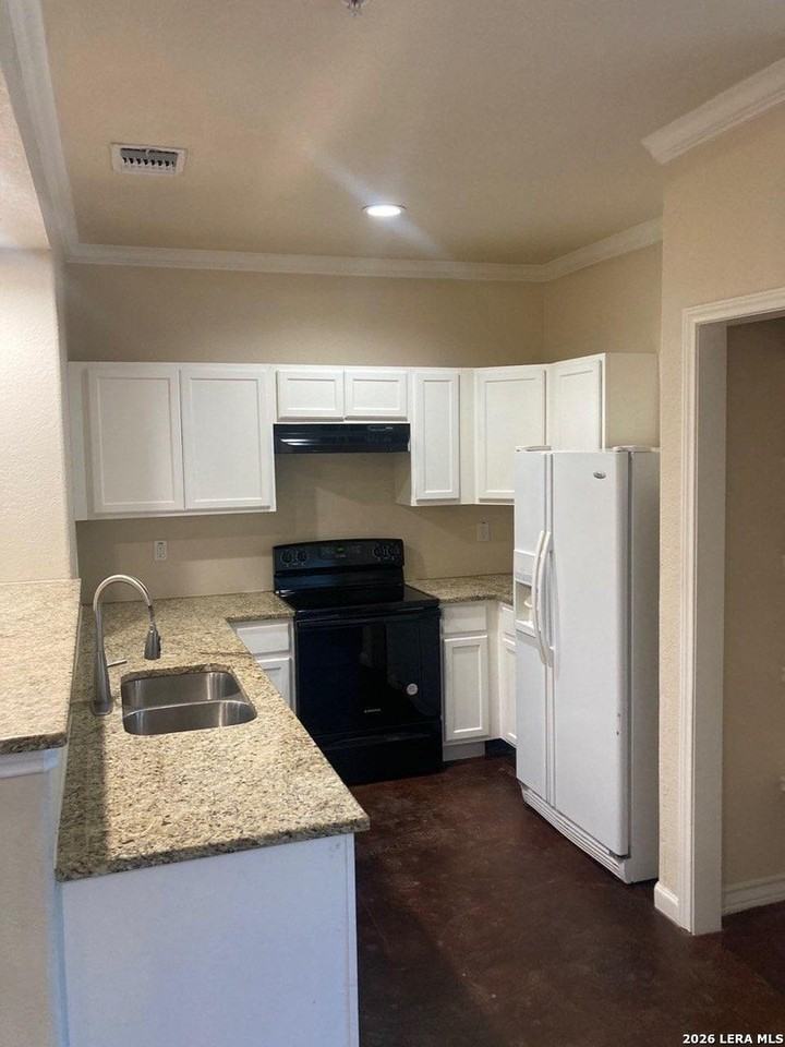 14107 Volpi Dr #103 - Photo 3 of 9