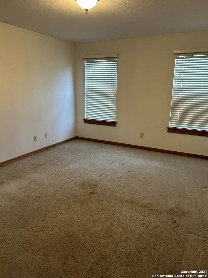 117 View Point Dr E - Photo 5 of 7
