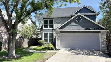 featured image of 2410 Gem Oak