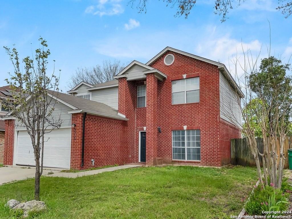 9315 Bowen Dr - Photo 3 of 31