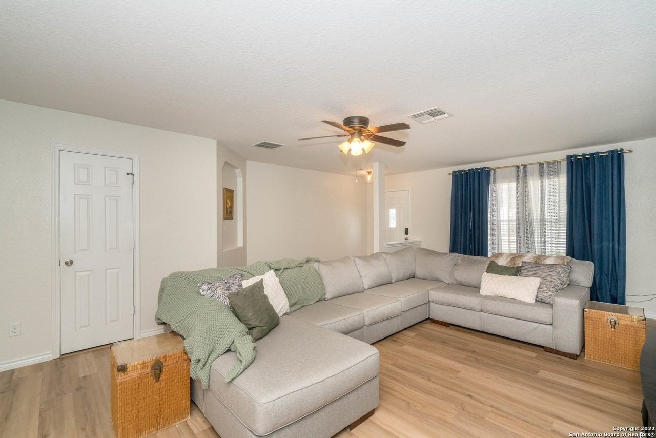 3609 Mesquite Chase - Photo 3 of 34