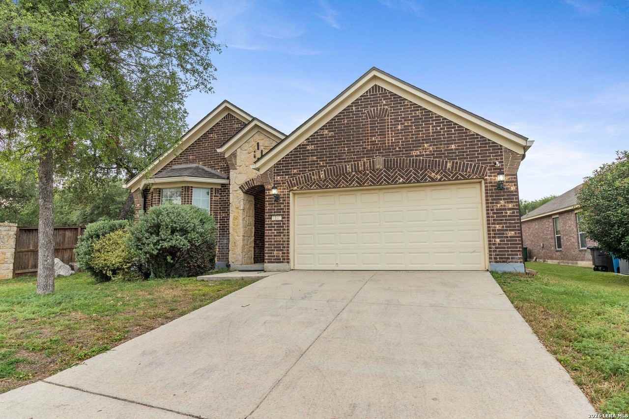 8143 Prospect Pt - Photo 2 of 15