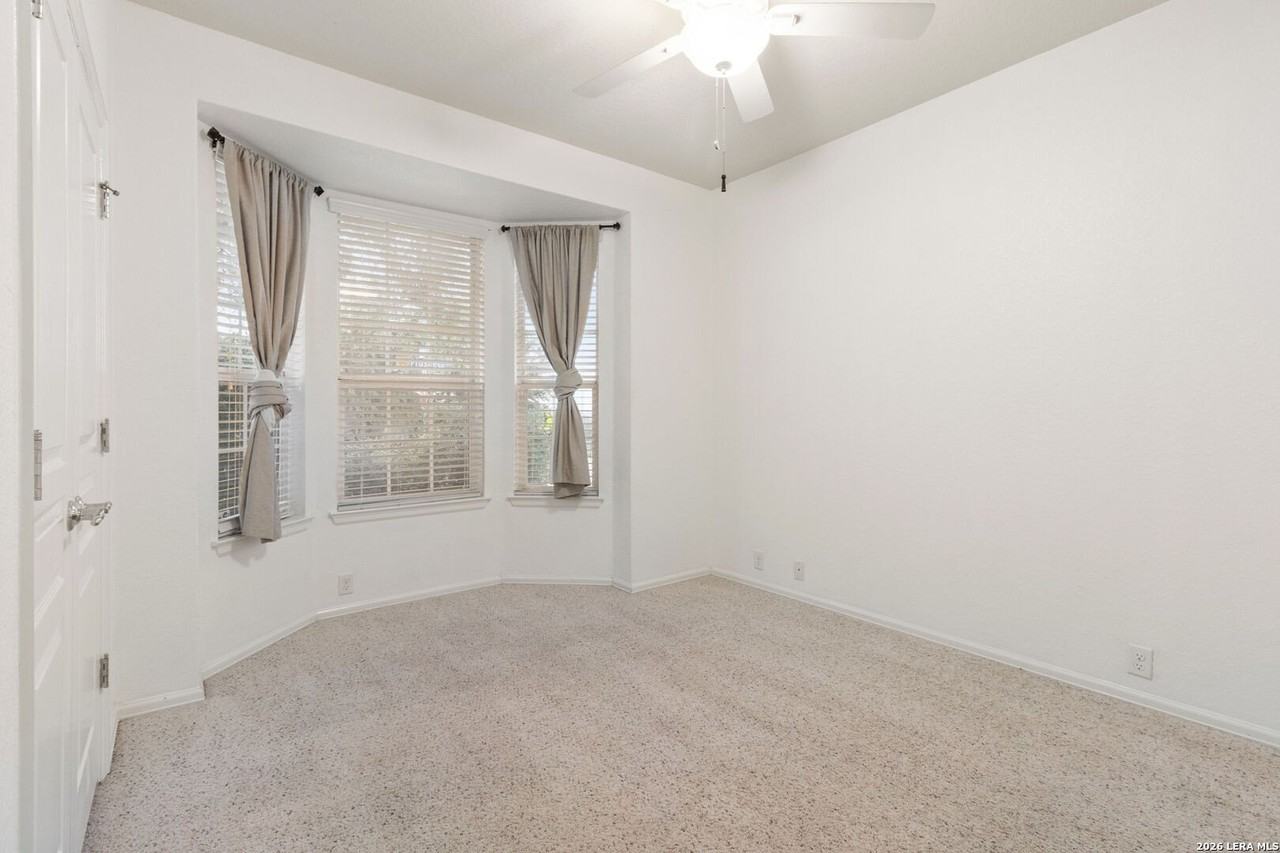 8143 Prospect Pt - Photo 5 of 15