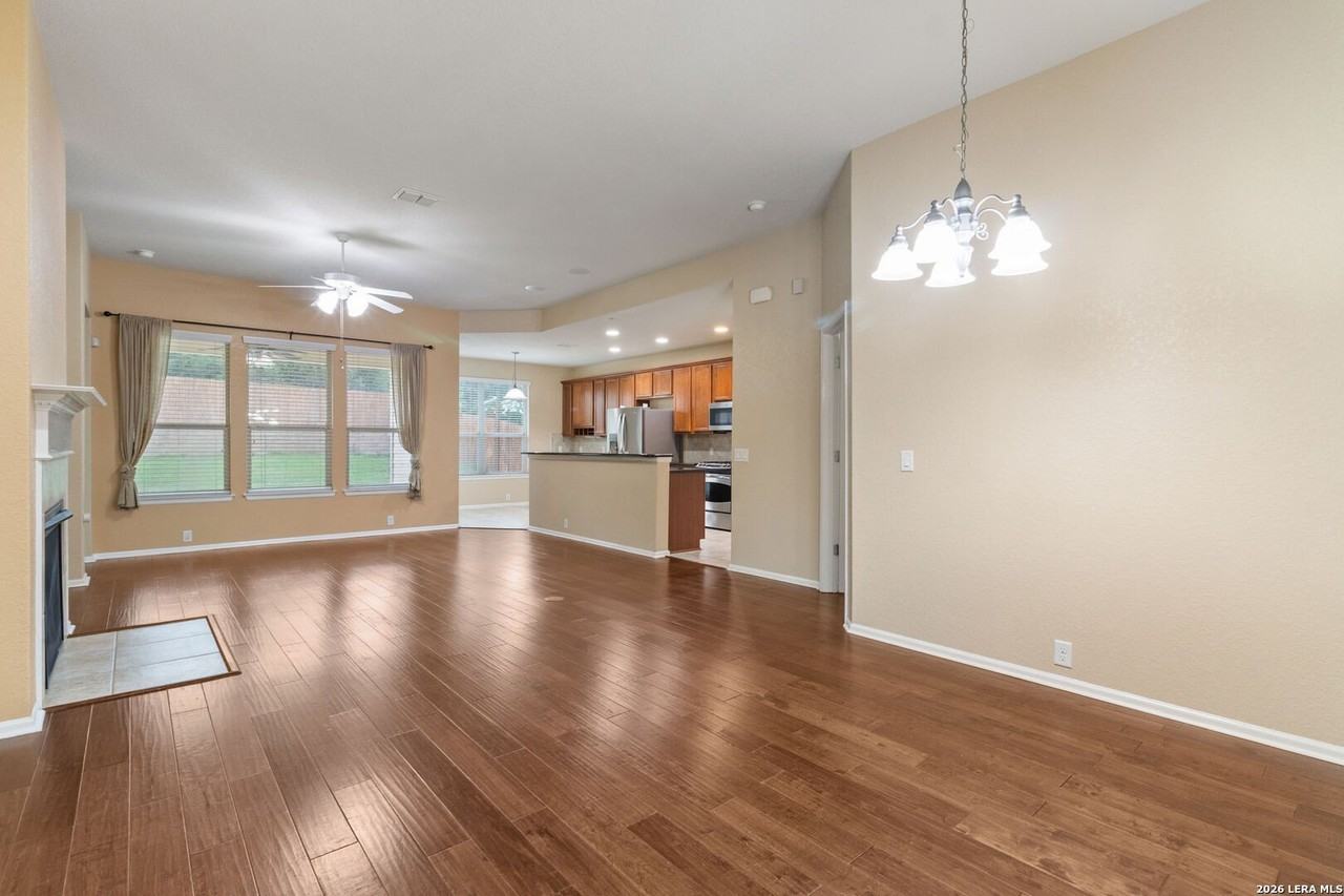 8143 Prospect Pt - Photo 6 of 15