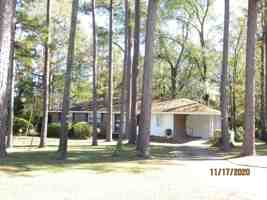 featured image of 523 Colonial Dr