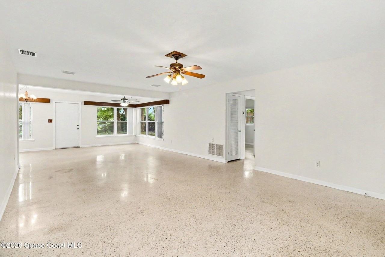 212 Dubber Rd - Photo 7 of 20