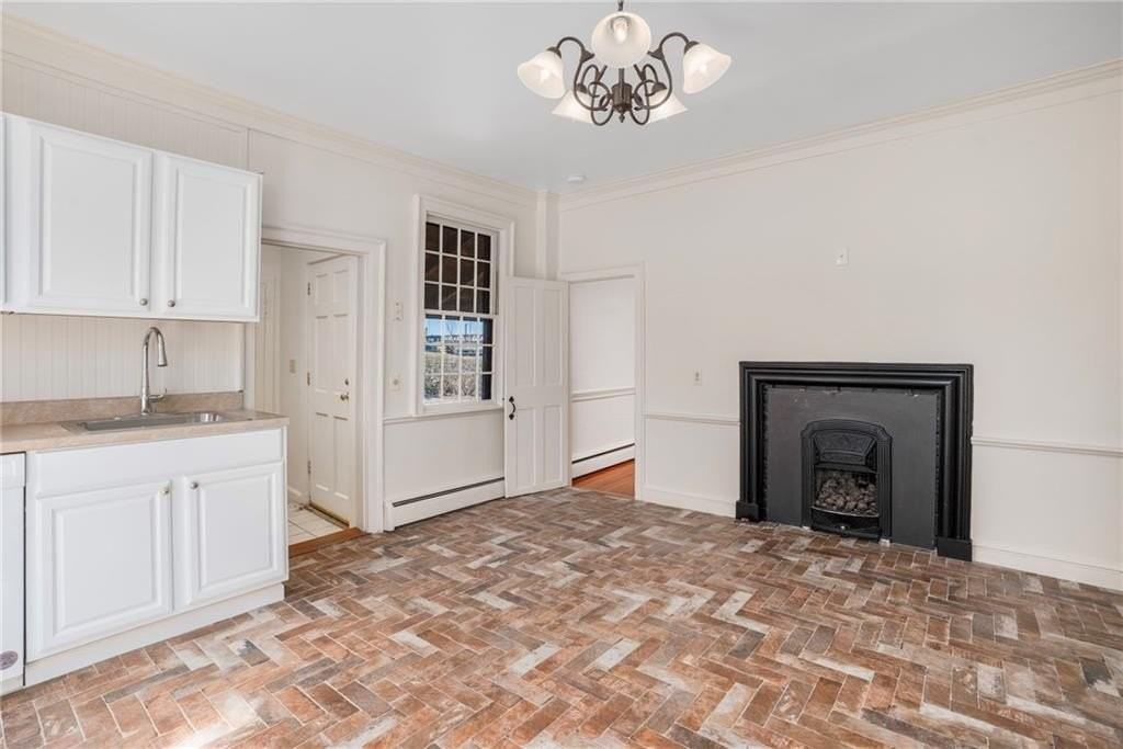 14 Elm St - Photo 4 of 41