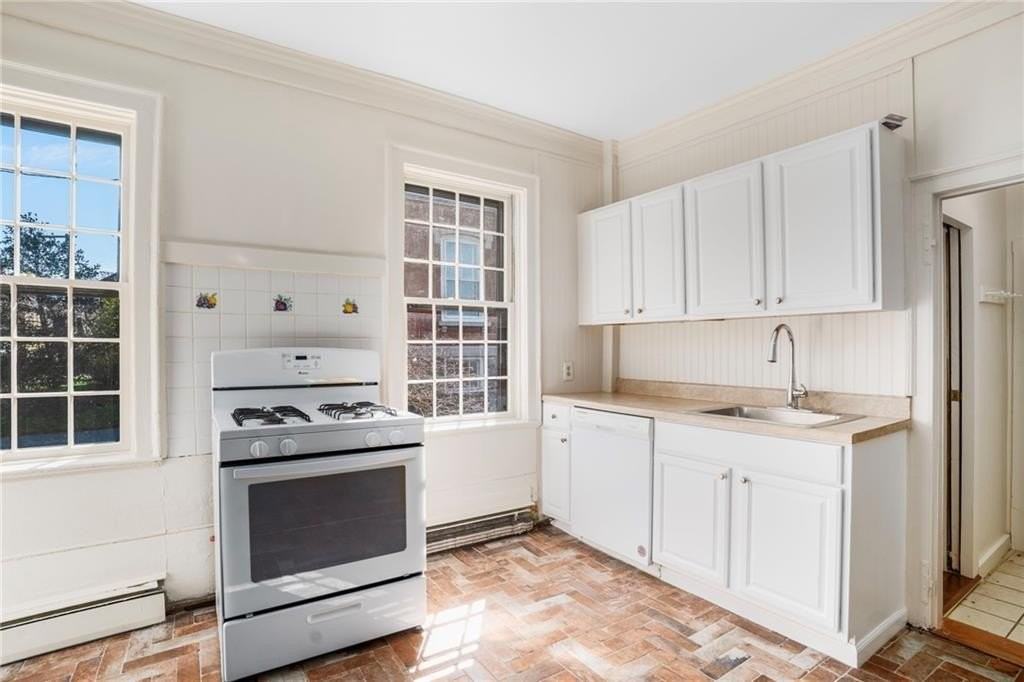 14 Elm St - Photo 6 of 41