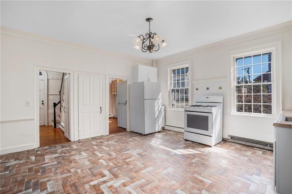 14 Elm St - Photo 7 of 41