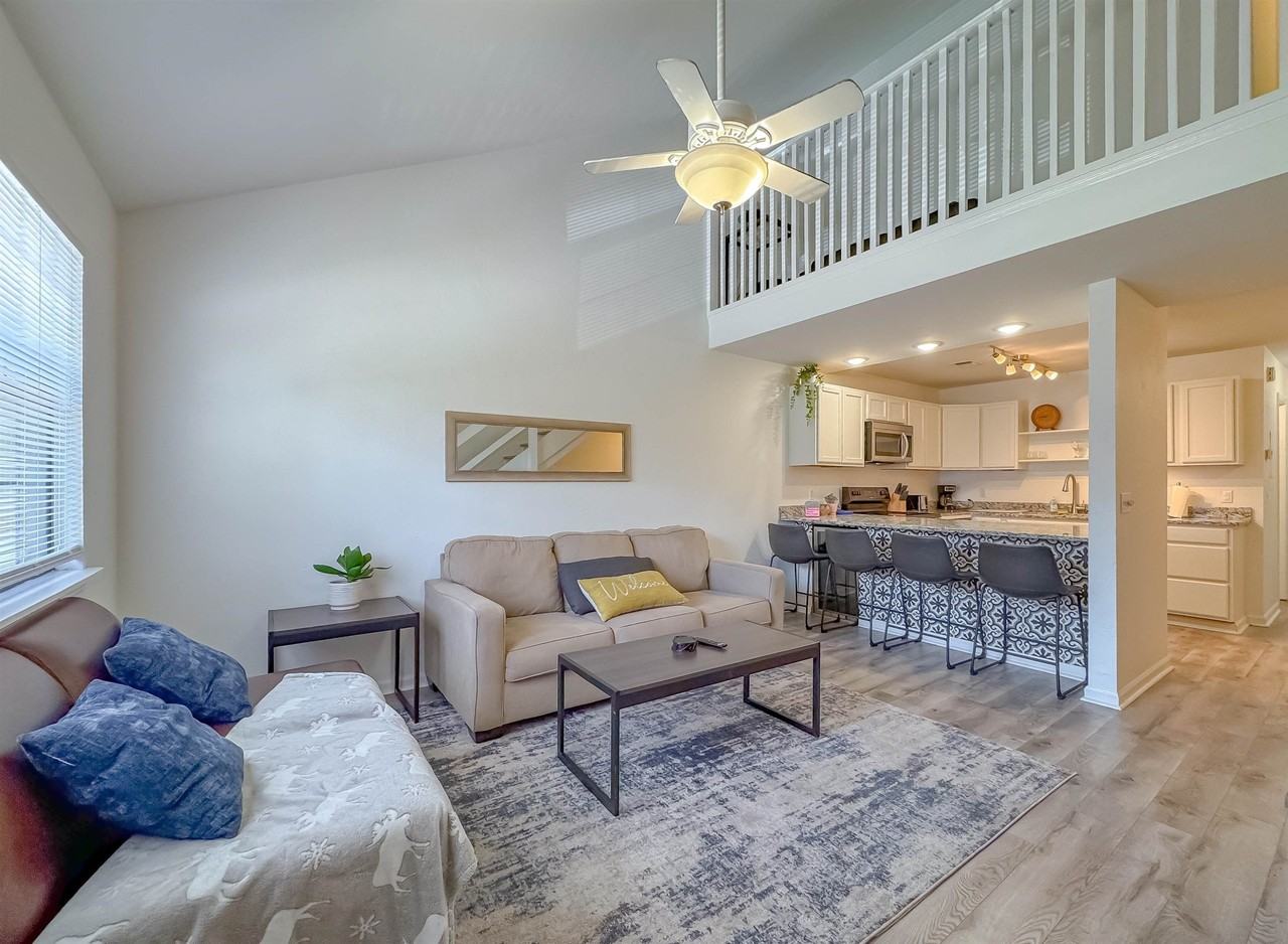 1330 Warrior Way - Photo 5 of 48