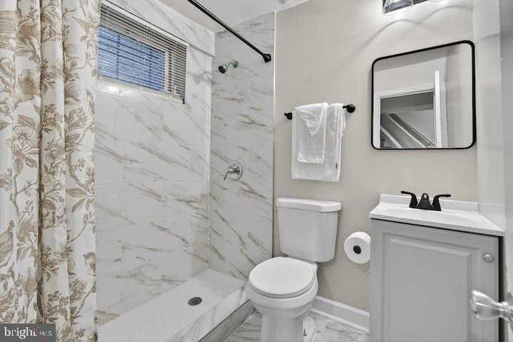 1119 Montello Ave Ne - Photo 5 of 50