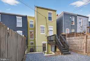 featured image of 1119 Montello Ave Ne