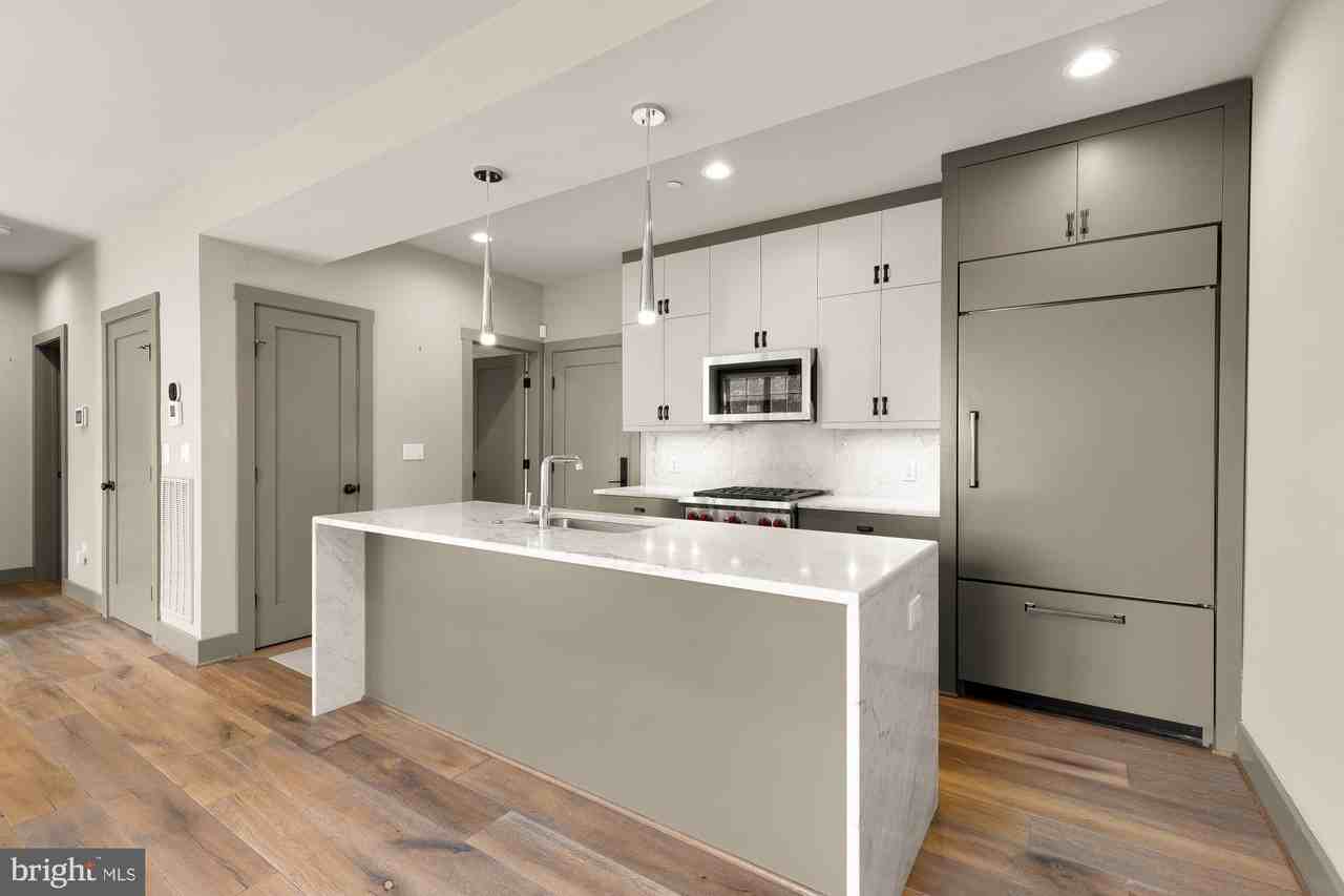 3220 Grace St Nw #5 - Photo 6 of 31