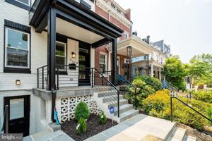 featured image of 520 Irving St Nw