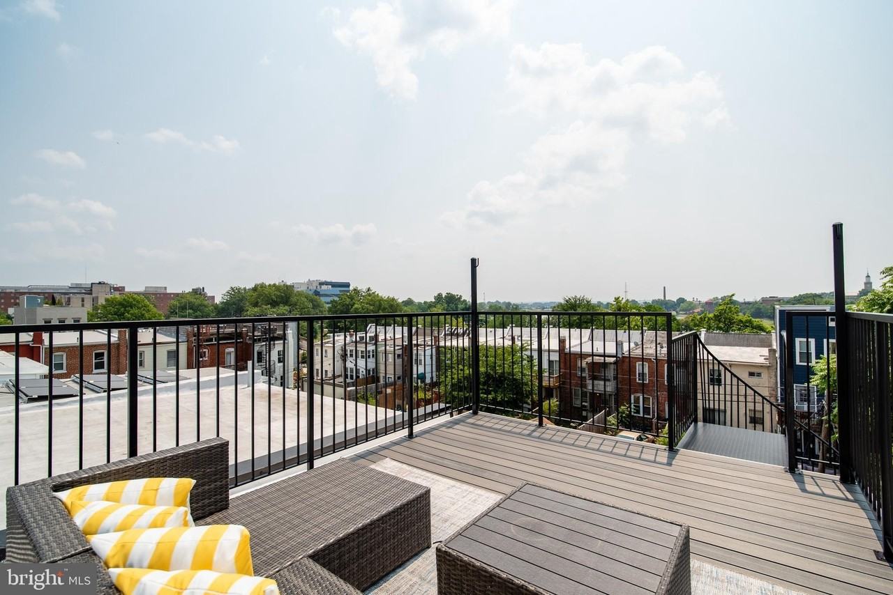 520 Irving St Nw - Photo 6 of 50