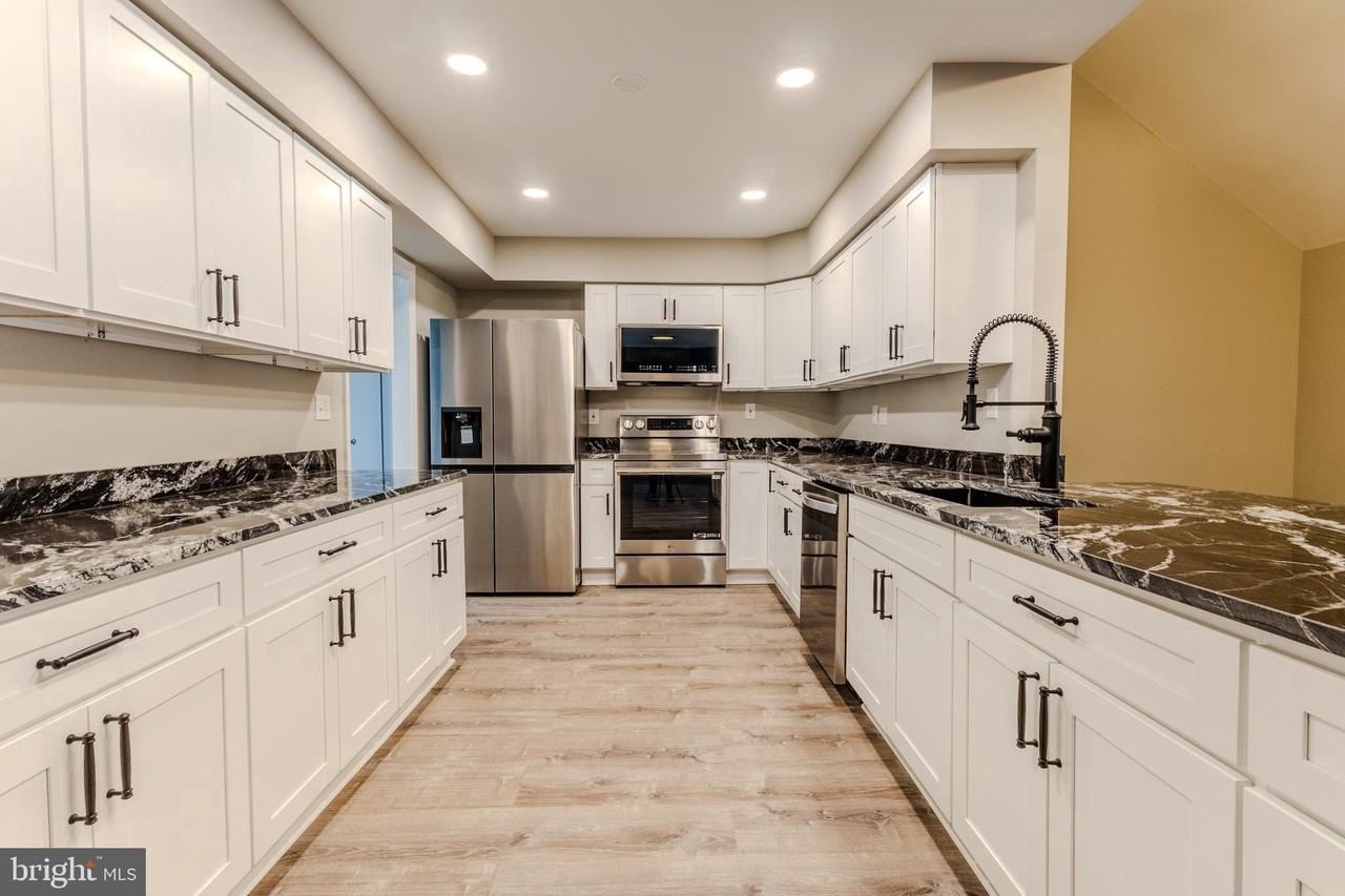 524 Ridge Rd - Photo 3 of 17