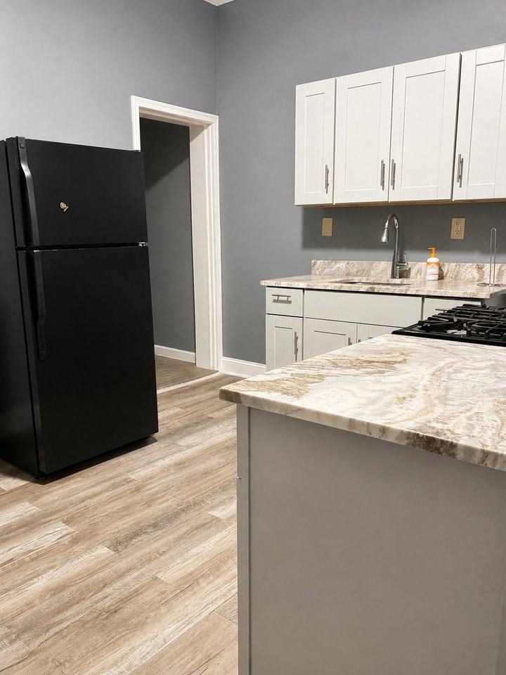 1617A Moreland Ave - Photo 7 of 12