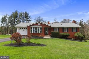 featured image of 5 Orchard Pl