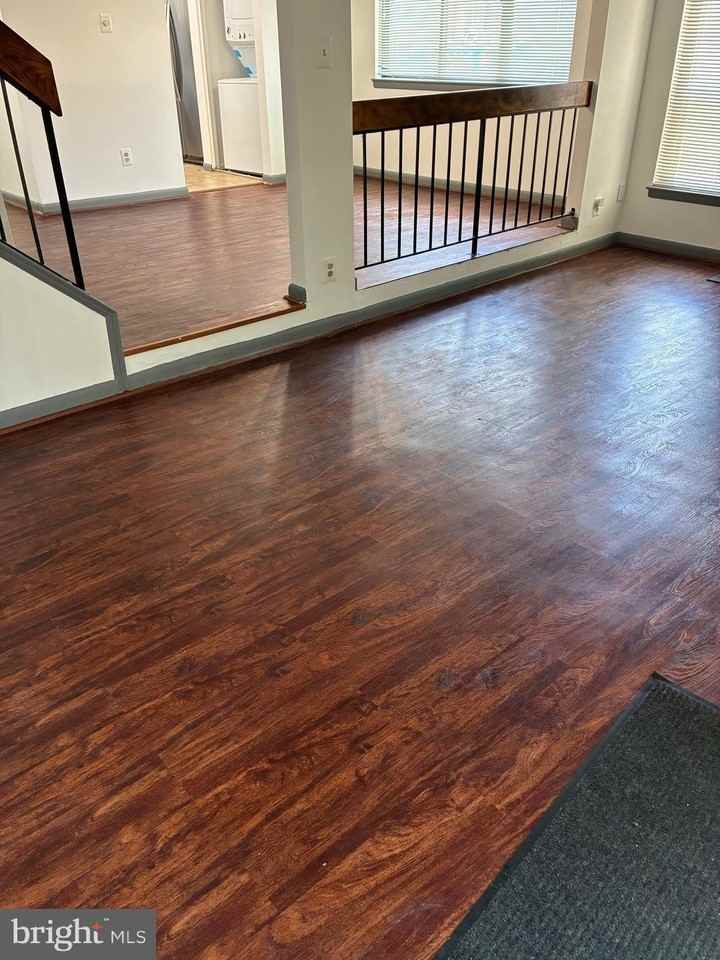 8118 Bird Ln - Photo 3 of 19