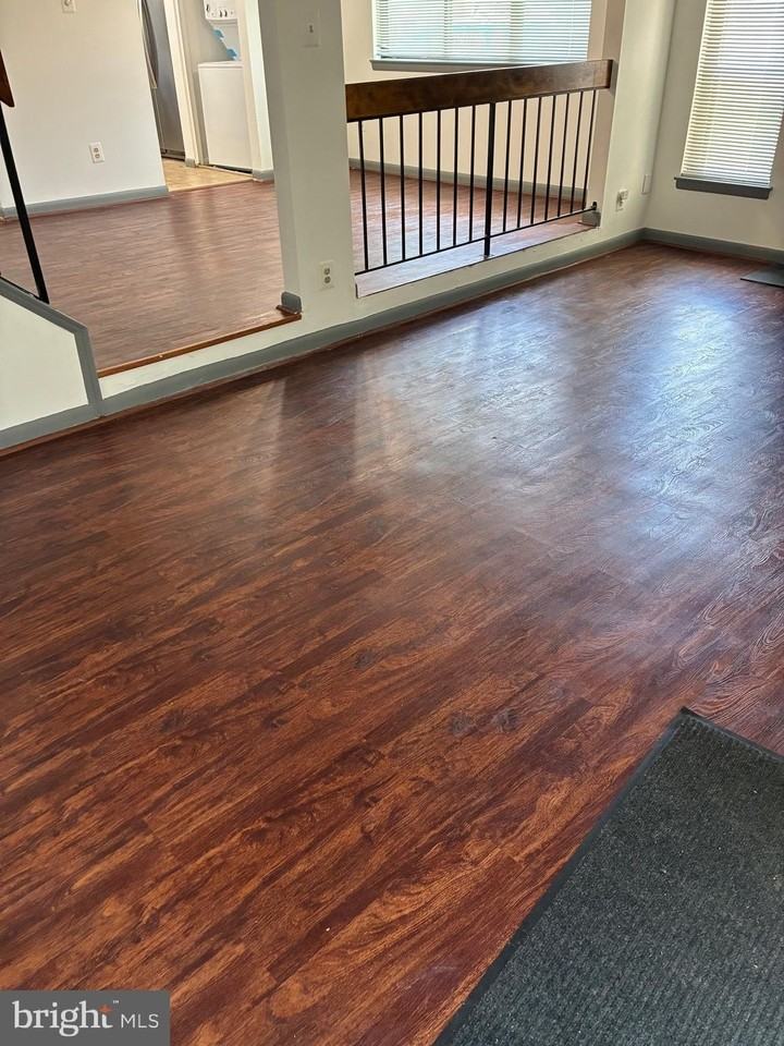 8118 Bird Ln - Photo 4 of 19
