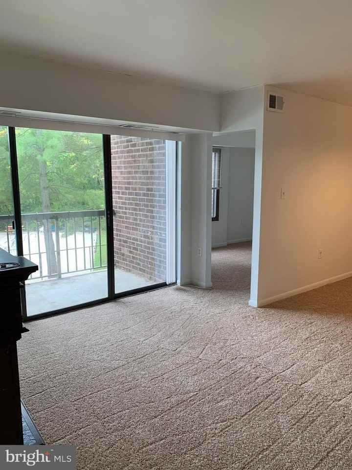 15704 Dorset Rd #144 - Photo 5 of 14