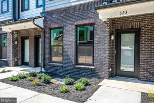 323 Sadie Cir - Photo 1 of 1