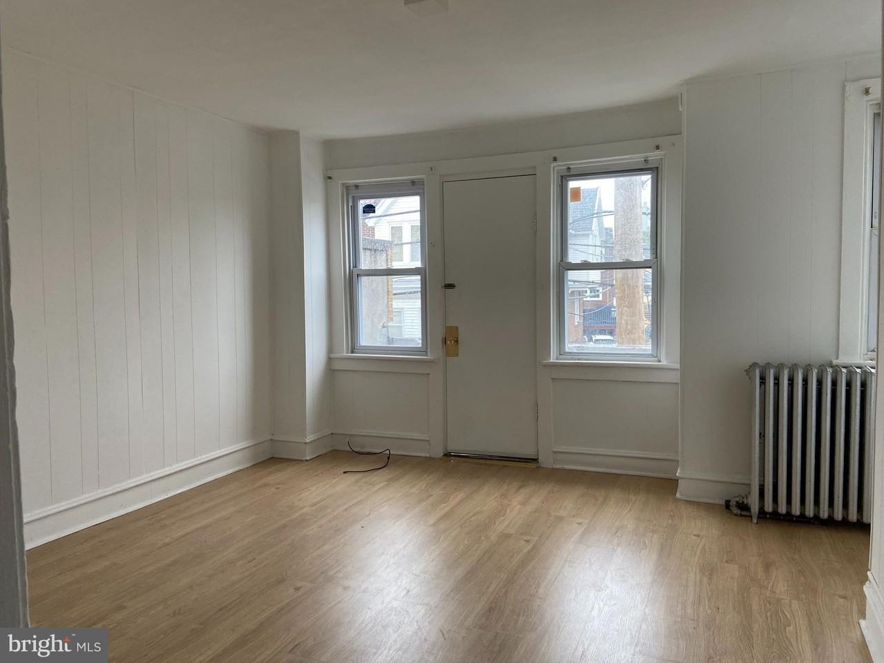 217 Sansom St - Photo 5 of 13