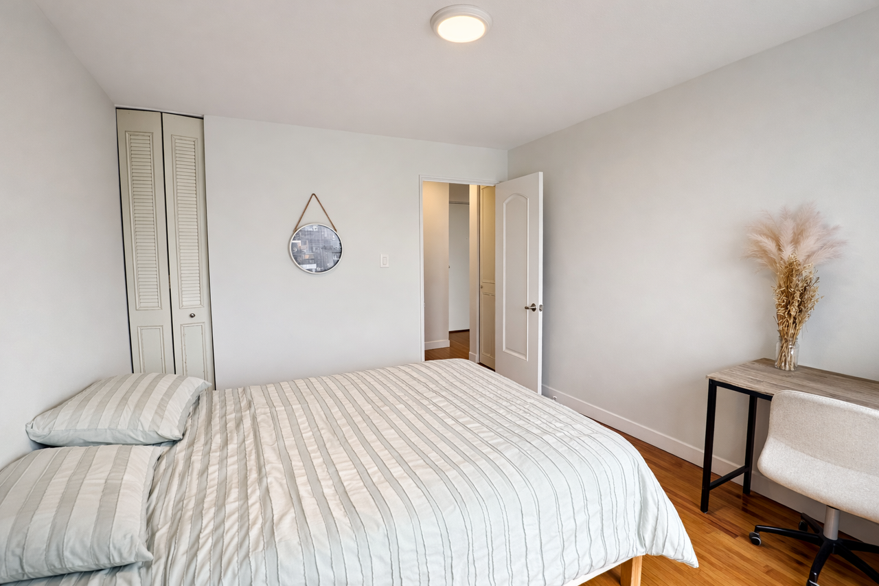 2476 York Avenue #1005 - Photo 3 of 10