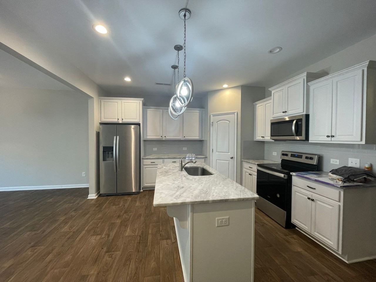 45 Willow Green Dr #1 - Photo 3 of 13