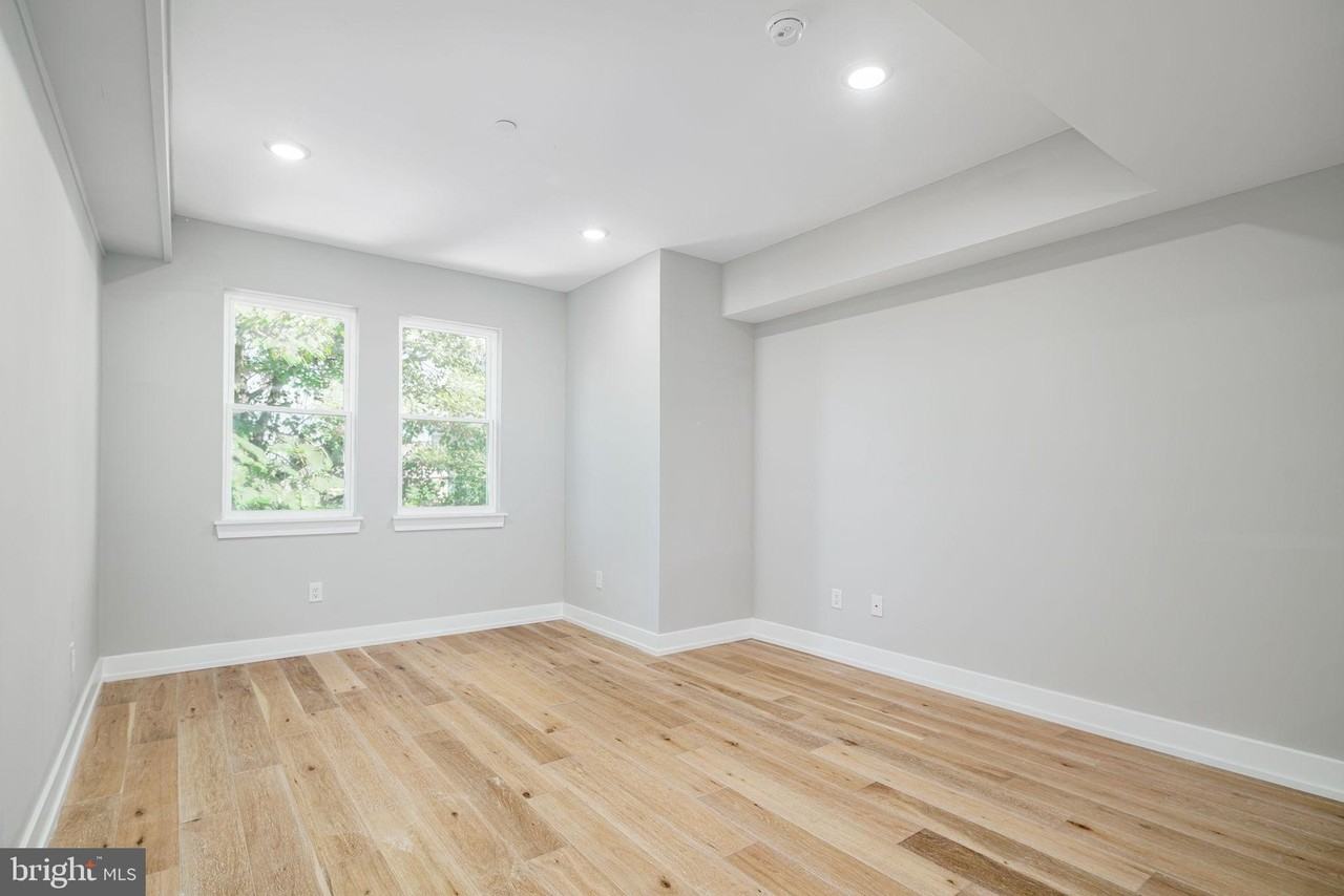 2709 W Jefferson St #B - Photo 6 of 18