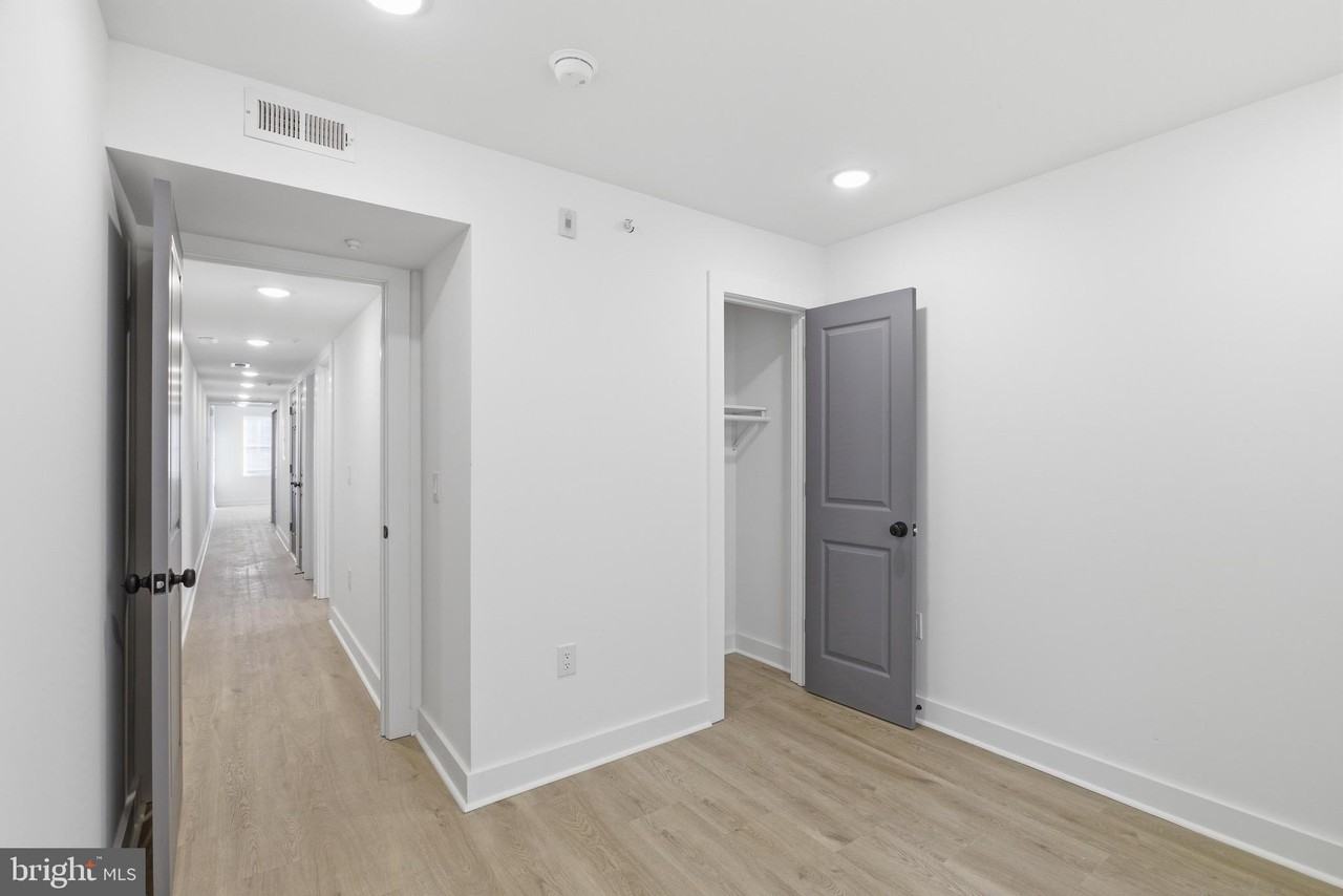630 W Cumberland St #2 - Photo 5 of 12