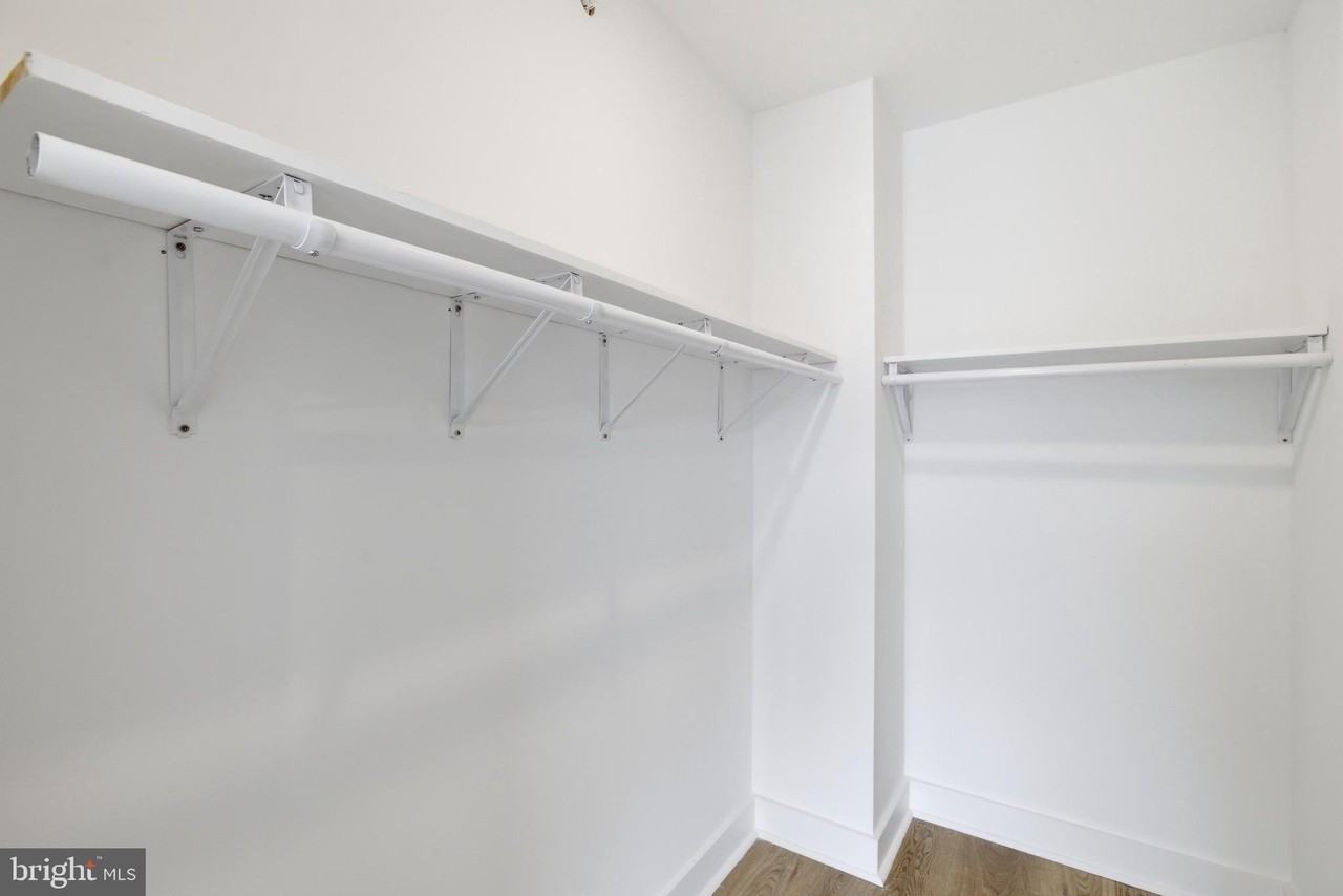 630 W Cumberland St #3 - Photo 6 of 21