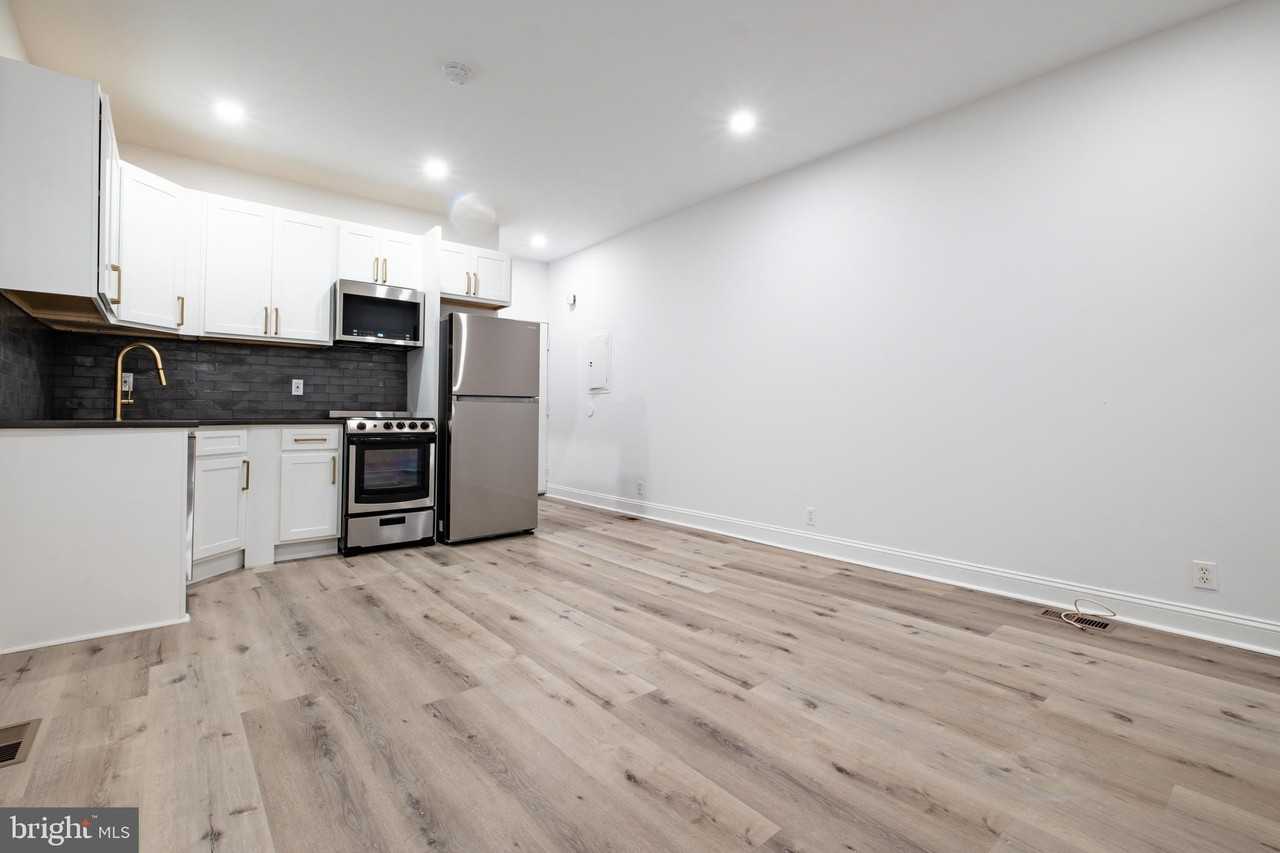 1805 Chestnut St #1 - Photo 2 of 11