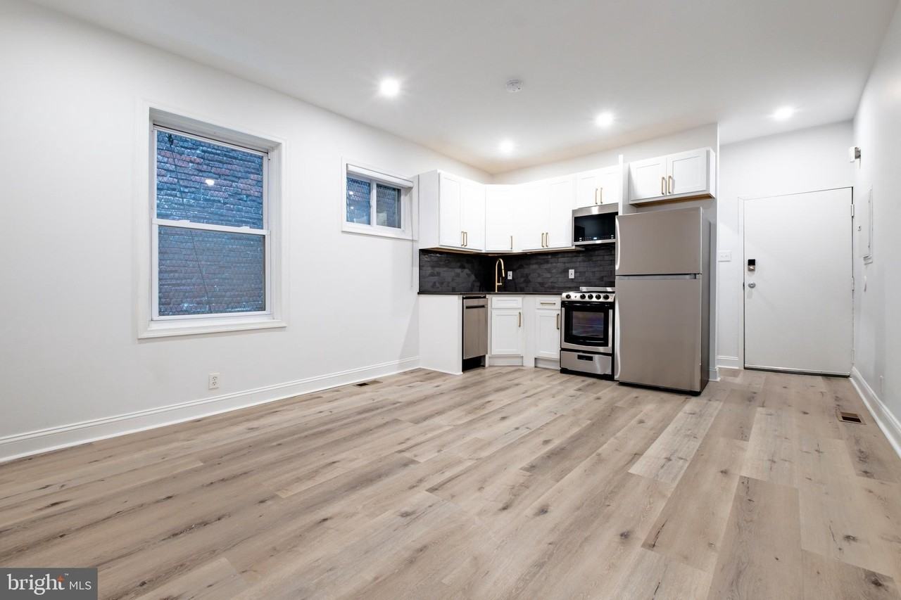 1805 Chestnut St #1 - Photo 3 of 11