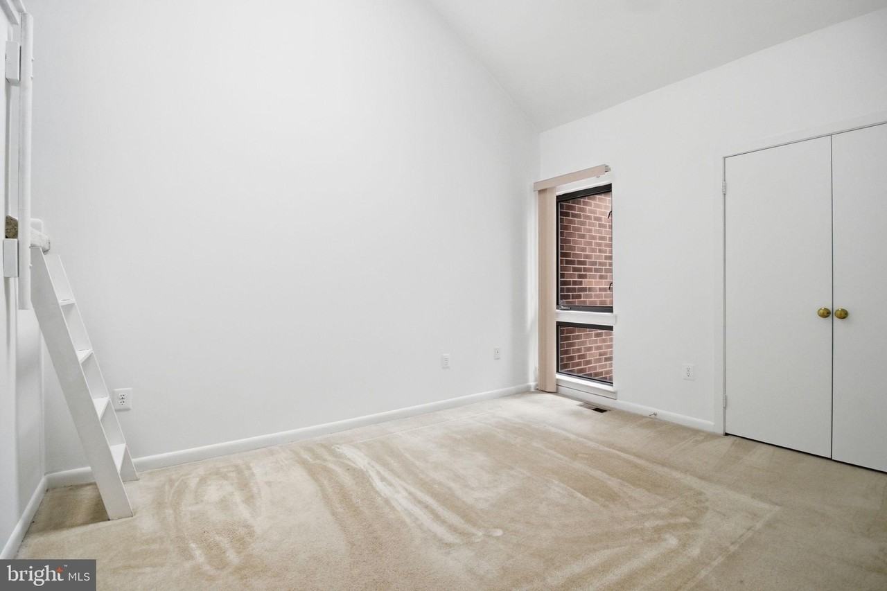 10995 THRUSH Road - Photo 5 of 28