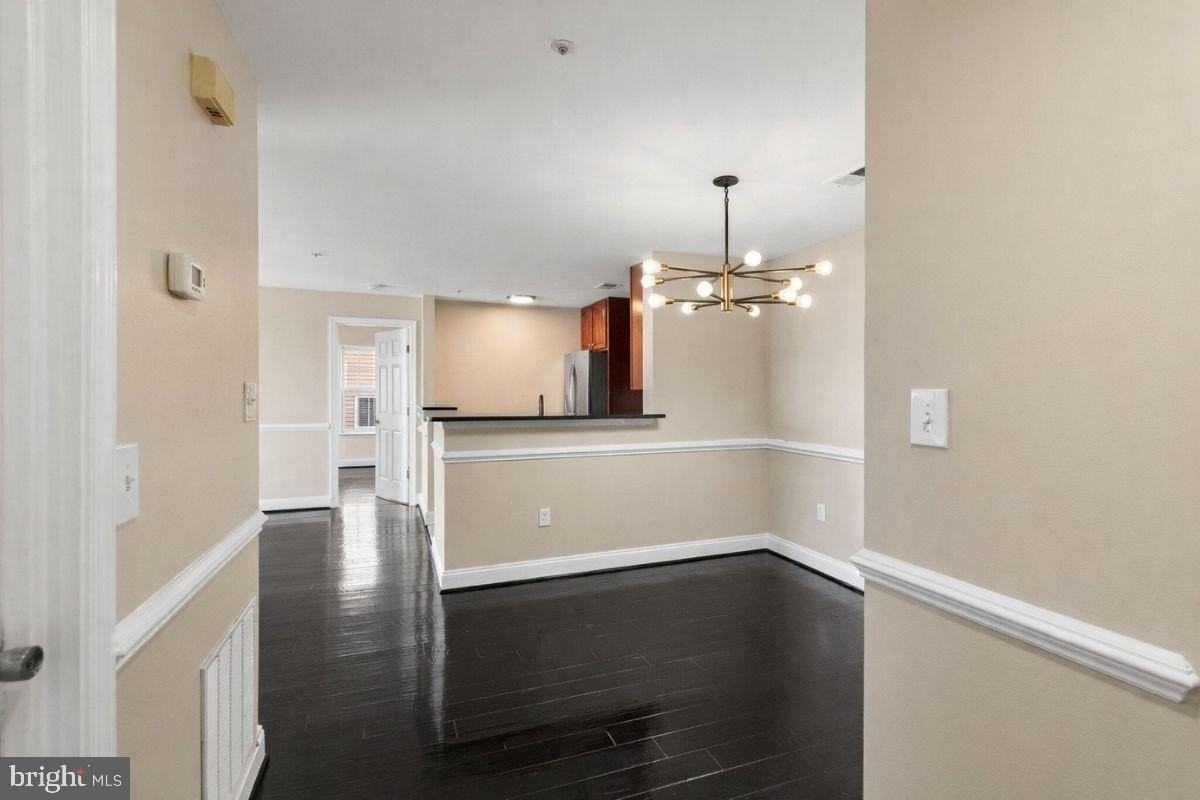 1031 Gardenview Loop #201 - Photo 7 of 32