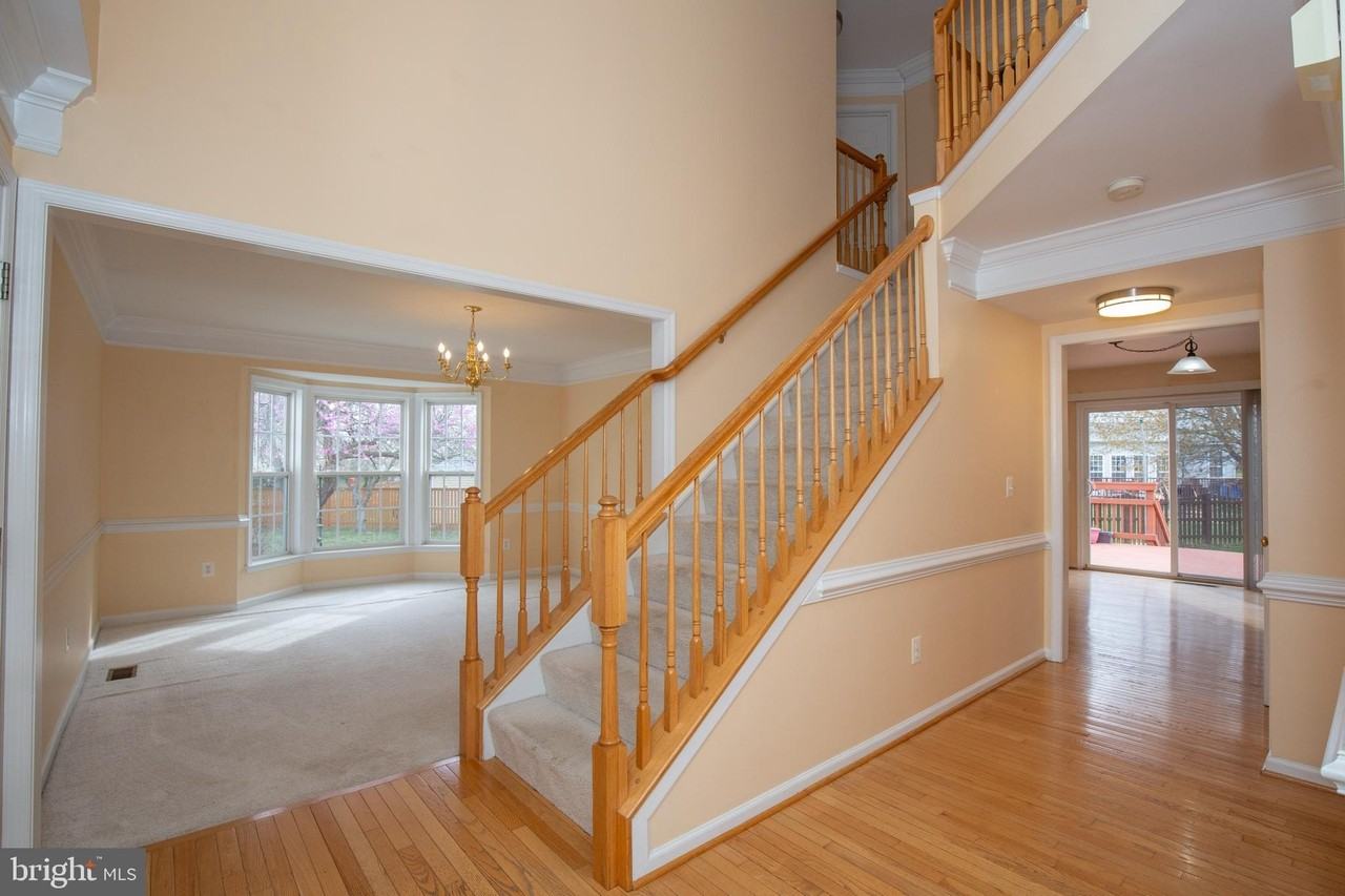 53 Pebble Beach Dr - Photo 3 of 50