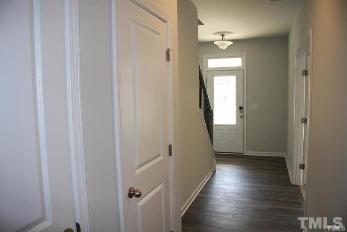 2919 Sunflower Rd - Photo 5 of 34