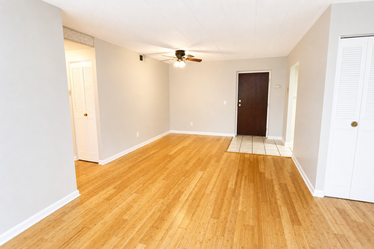 1088 GREENTREE ROADAPT 105 #105 - Photo 3 of 7