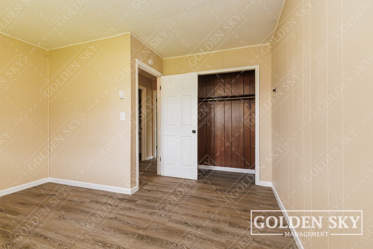 6301 E Piccadilly Rd #6301 - Photo 3 of 10