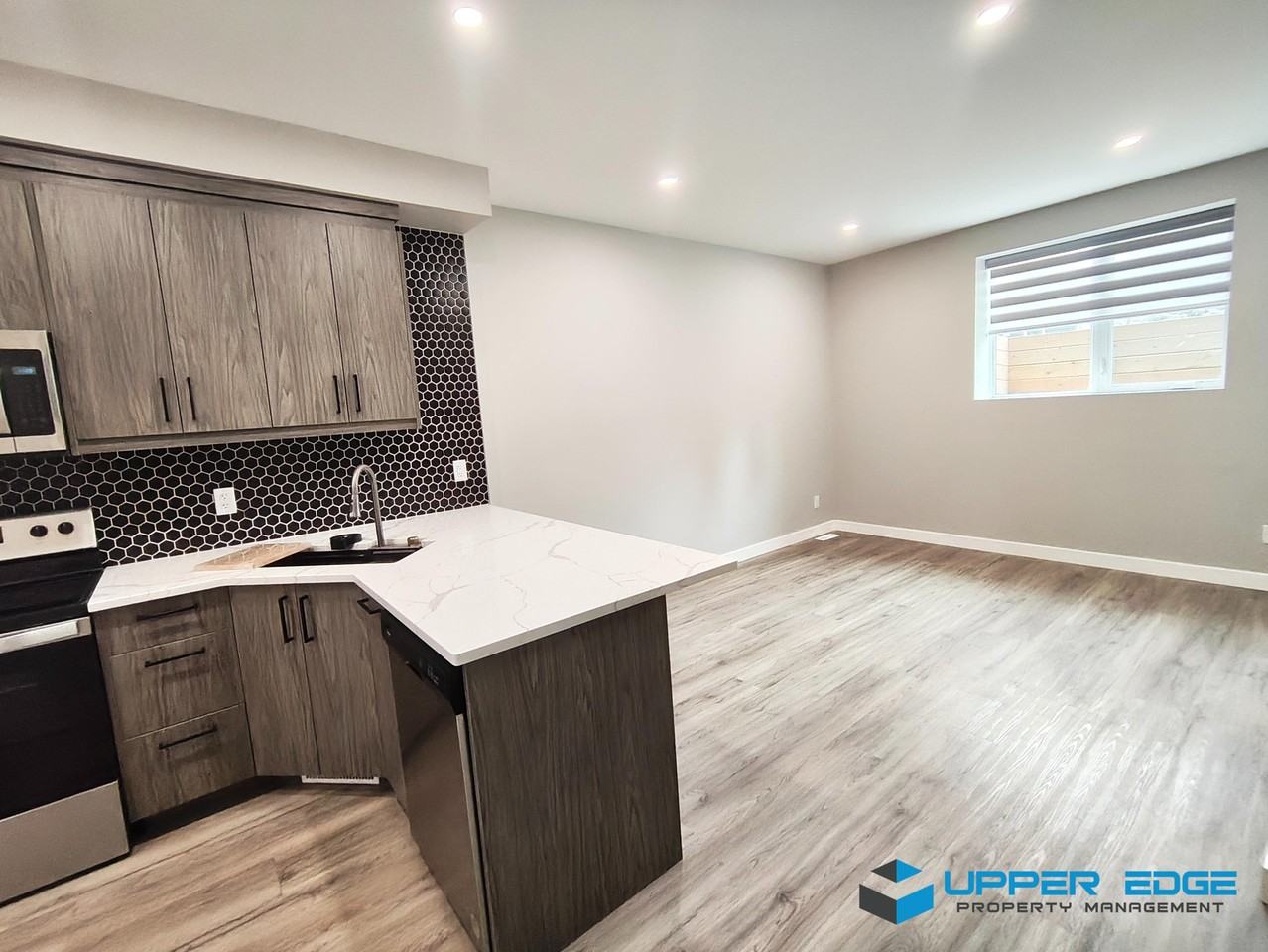 228 Cheriton Avenue - Photo 3 of 10