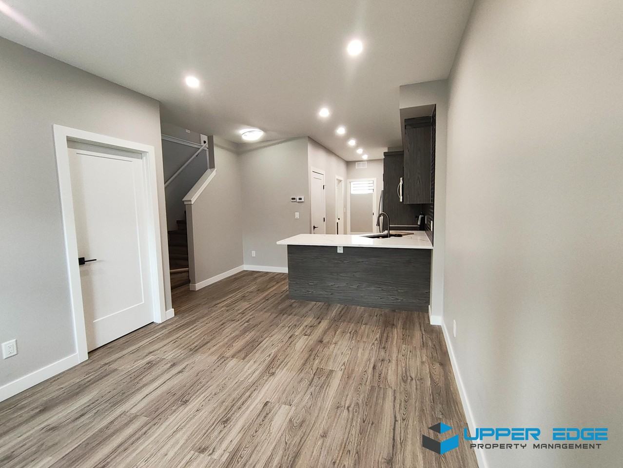 228 Cheriton Avenue - Photo 5 of 10