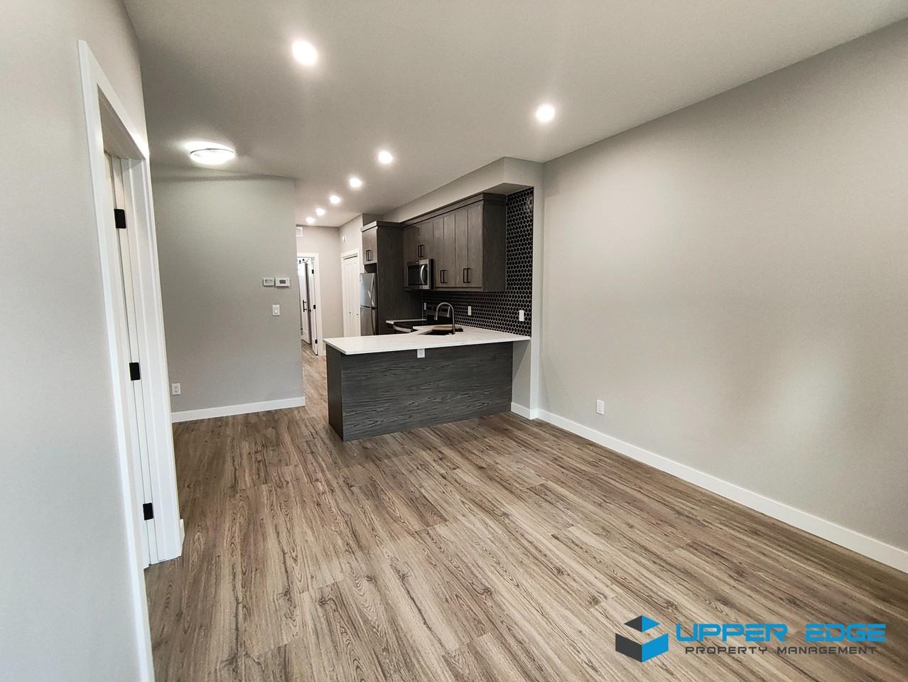 228 Cheriton Avenue - Photo 6 of 10