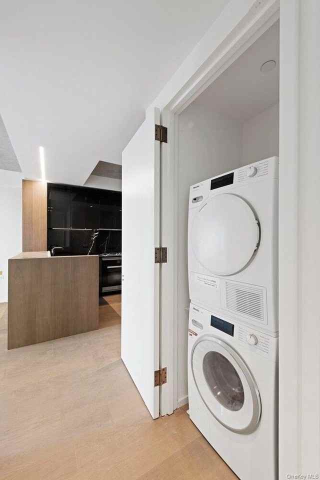 196 Orchard St #6G - Photo 7 of 16