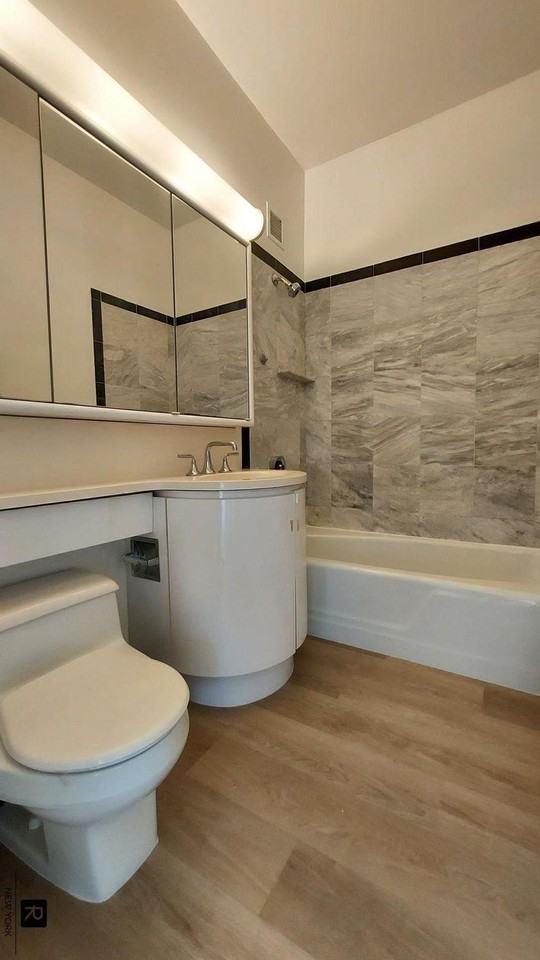200 E 32nd St #9A - Photo 6 of 20