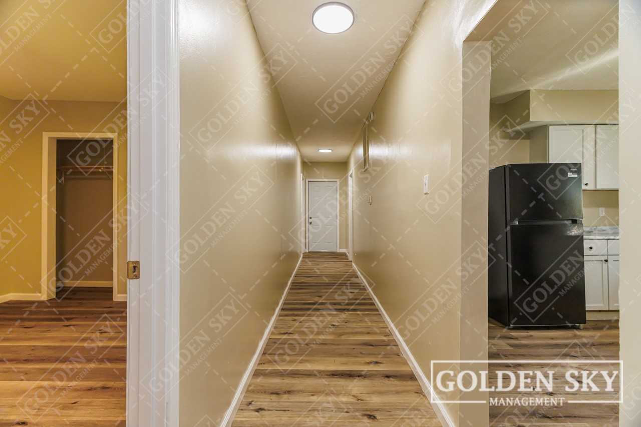 1620 E Hines St #1 - Photo 4 of 10