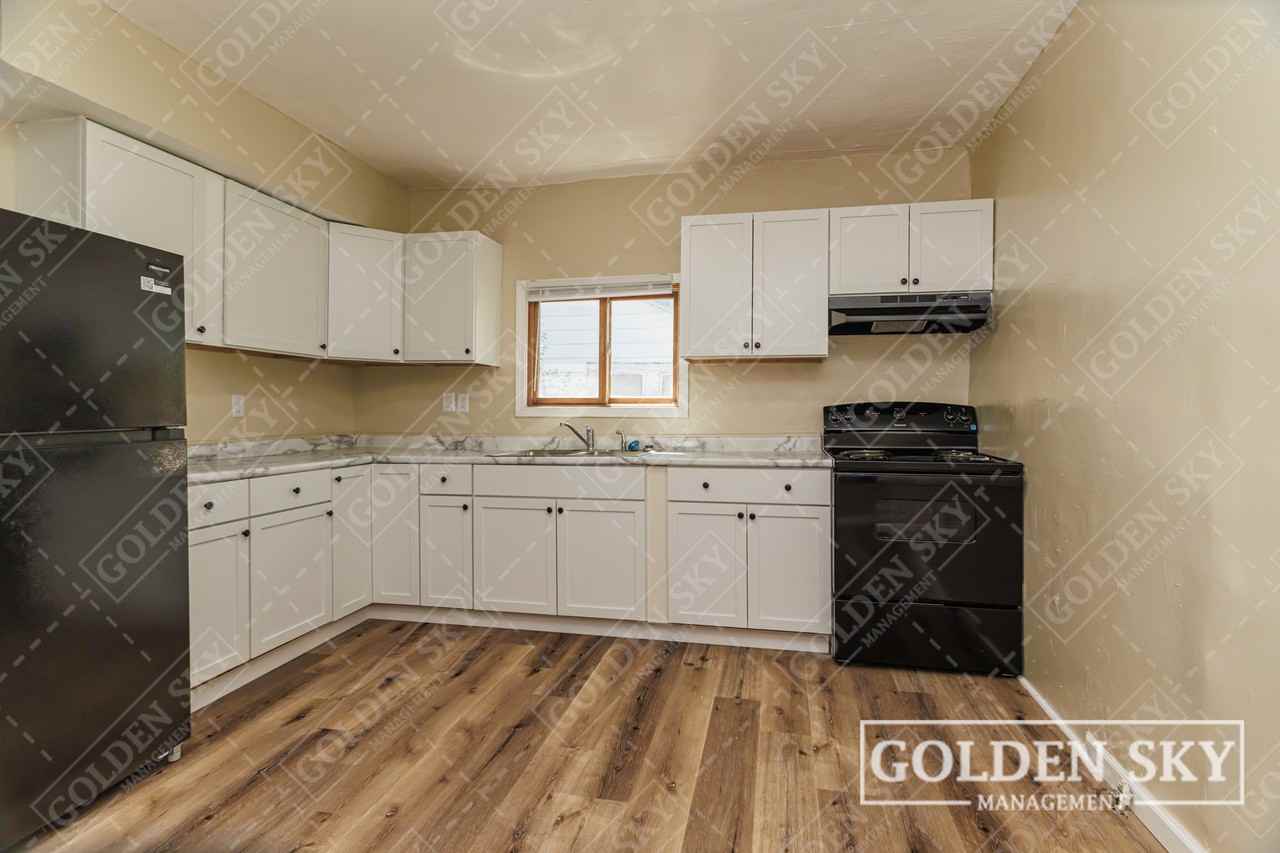 1620 E Hines St #1 - Photo 6 of 10